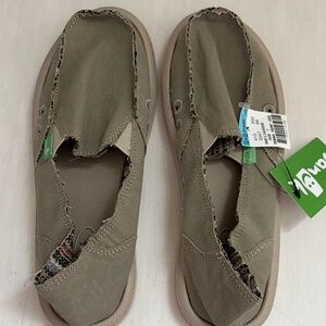 Sanuk Olive Green Moccasins